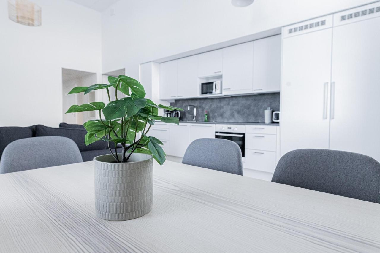 Sleepwell Apartments Malaga With Private Sauna And Parking Helsinki Exterior foto
